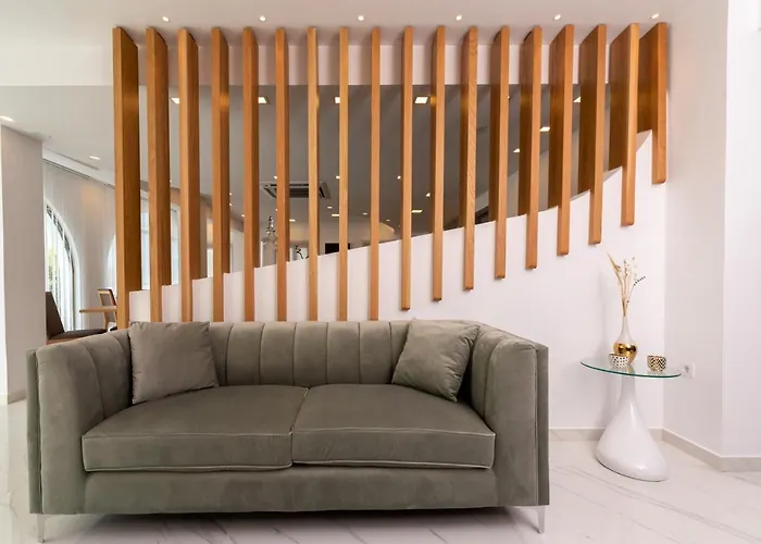 Deluxe Santorini 酒店 3*