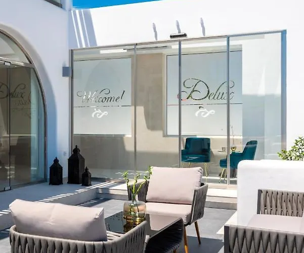 Deluxe Santorini 酒店 3*