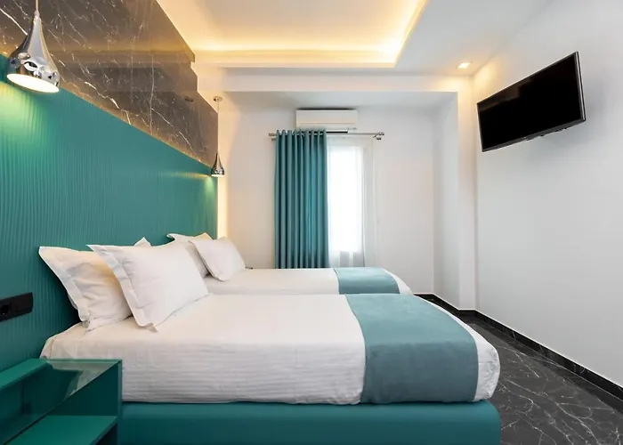 酒店 Deluxe Santorini 3*