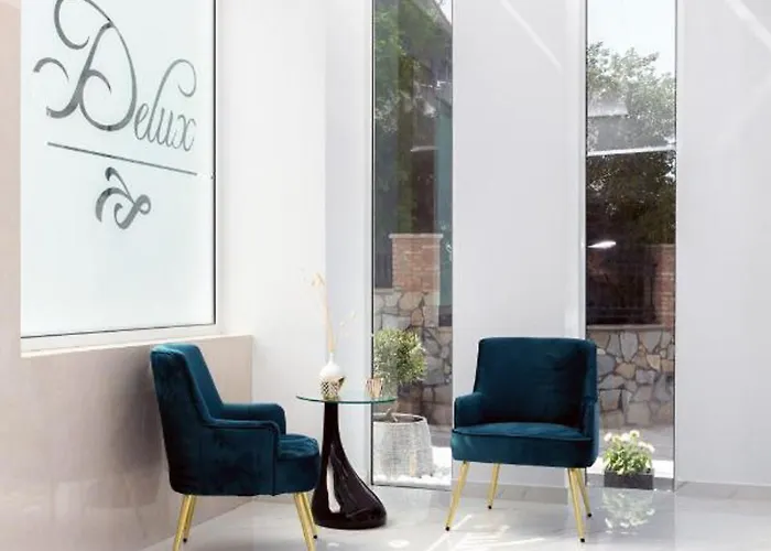 Deluxe Santorini 费拉