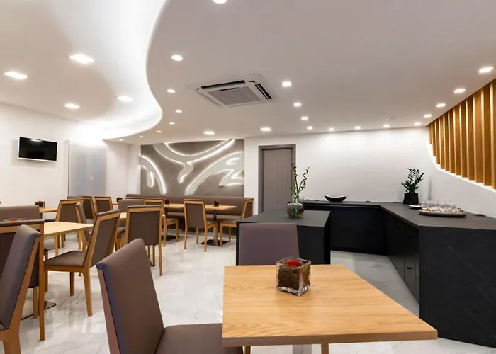 酒店 Deluxe Santorini 费拉