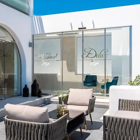 Deluxe Santorini Hotell 4*