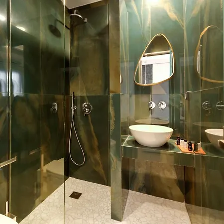 Deluxe Rest Boutique Hotel