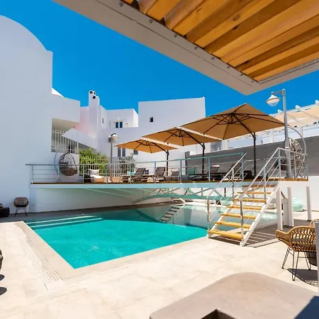 Deluxe Santorini Firá