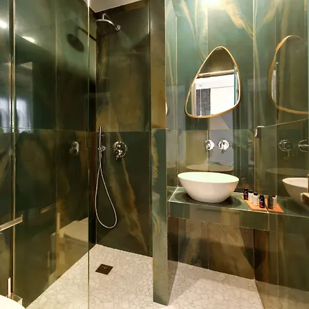 Deluxe Rest Boutique 4*