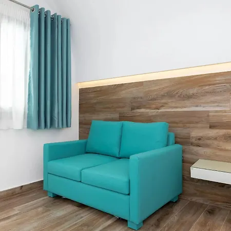 Deluxe Santorini Fíra