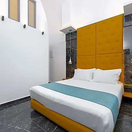Hotel Deluxe Santorini Fira (Santorini)