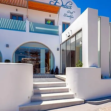 Deluxe Santorini Hotel 3*