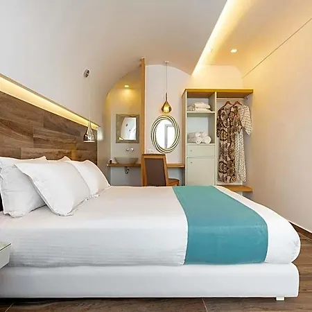 Hotel Deluxe Santorini