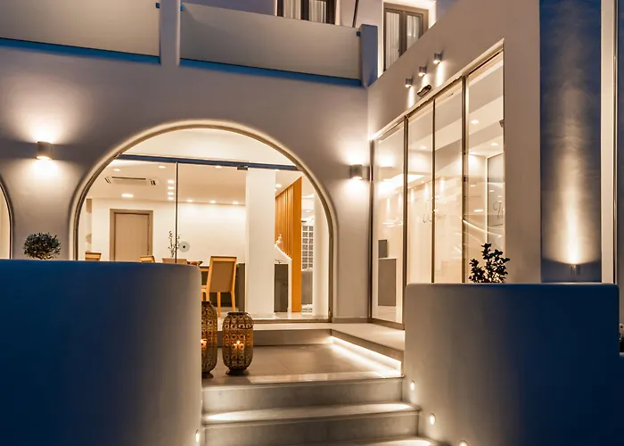 Deluxe Santorini Hotel Fira (Santorini)