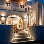 Deluxe Santorini 3*