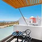 酒店 Deluxe Santorini 3*