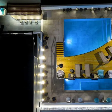 Hotel Deluxe Santorini 4*