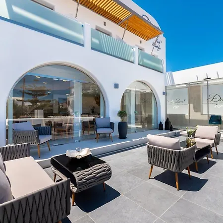 Deluxe Santorini 3*