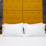 Deluxe Santorini Hotel