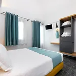 Deluxe Santorini 3*